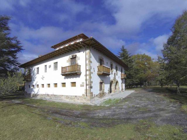 Chalet en venta en Legazpi, Guipúzcoa