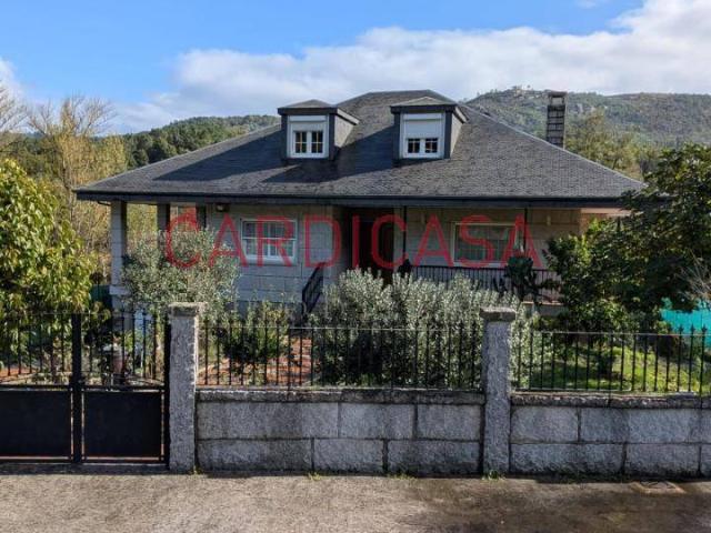 Chalet en venta en Leiro, O Ribeiro