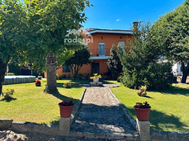 Chalet en venta en Leiro, O Ribeiro