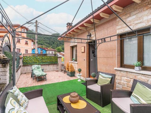 Chalet en venta en El Corraón, Lena