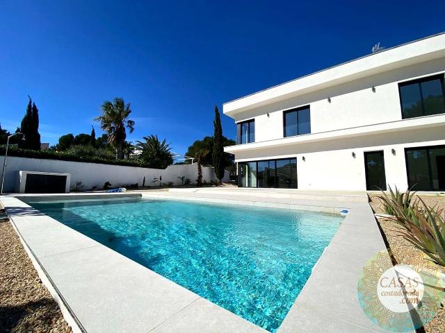 Villa en venta en L'ametlla De Mar