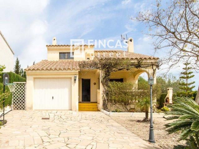 Villa en venta en L'ametlla De Mar