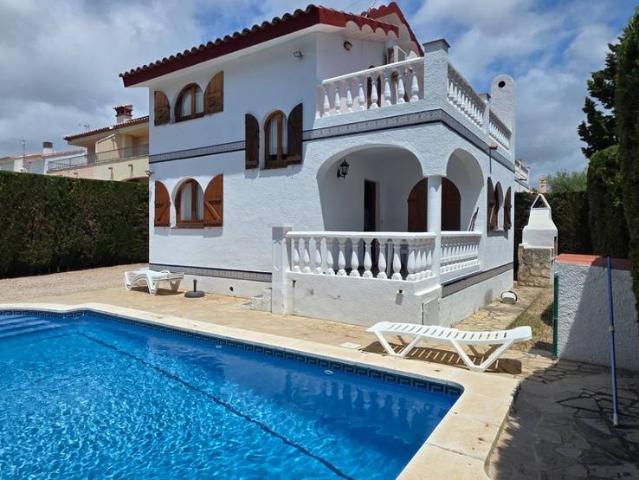 Chalet en venta en Baix Ebre, Catalunya