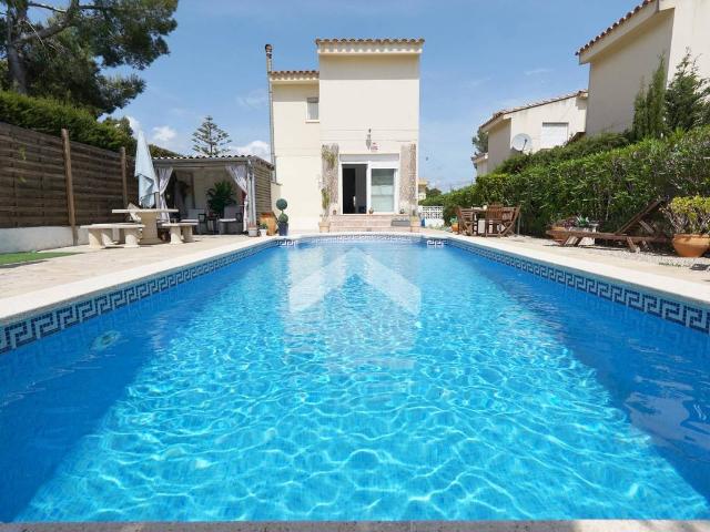 Chalet en venta en Baix Ebre, Catalunya