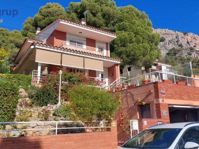 Villa en venta en Torroella De Montgrí