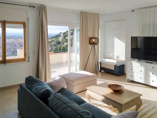 Villa en venta en Torroella De Montgrí