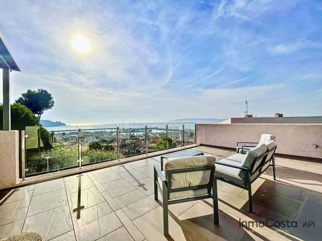 Villa en venta en Torroella De Montgrí