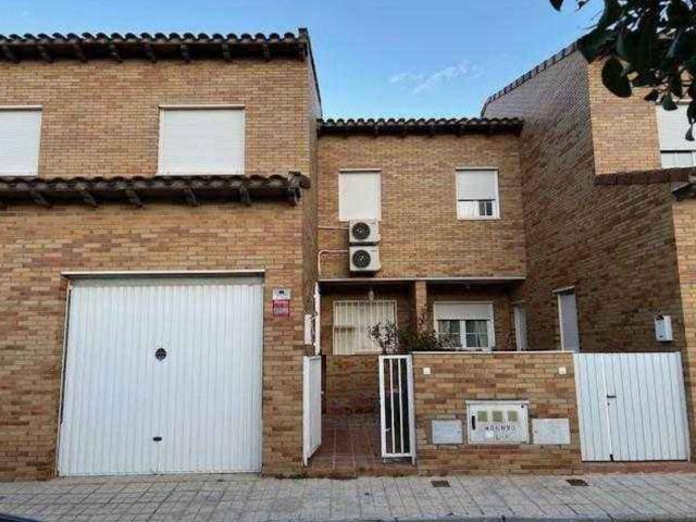 Chalet en venta en Lillo, Toledo