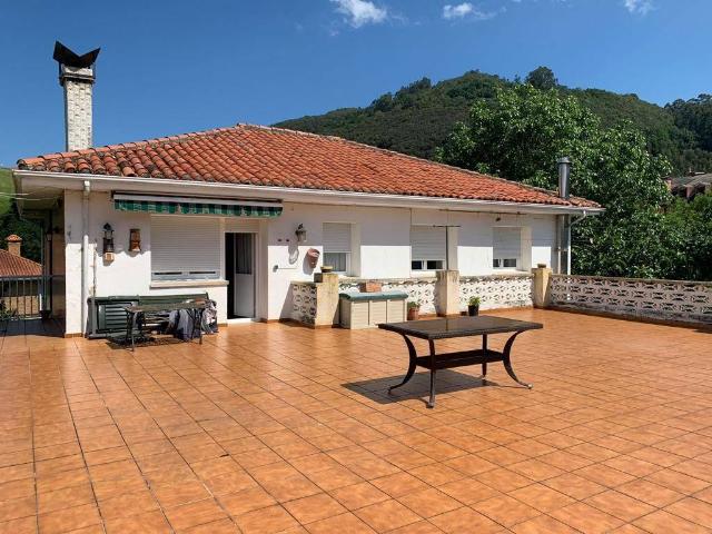 Chalet en venta en Limpias, Cantabria