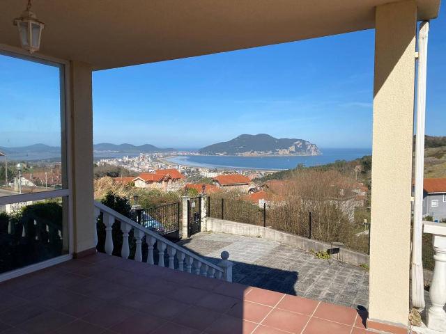 Chalet en venta en Limpias, Cantabria