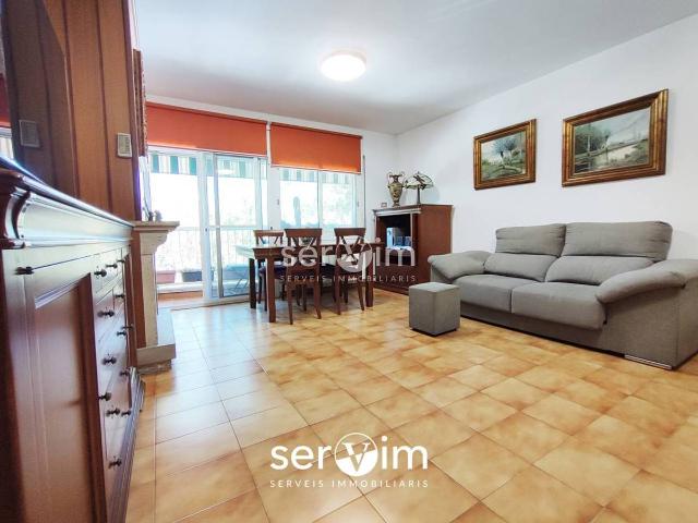 Chalet en venta en Cantallops, Gironès