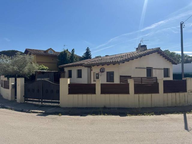 Chalet en venta en Cantallops, Gironès
