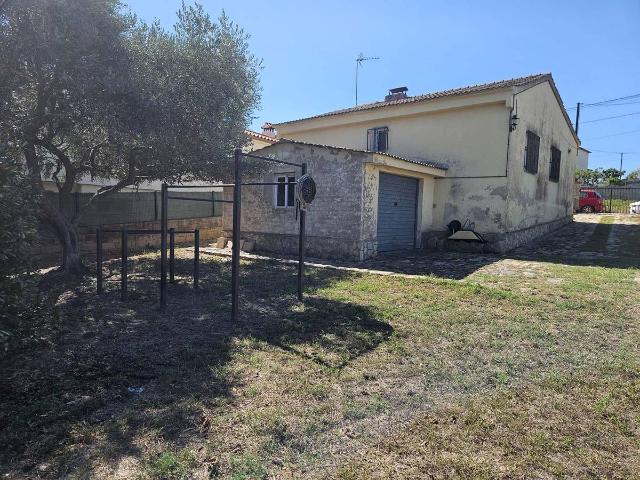 Chalet en venta en Cantallops, Gironès