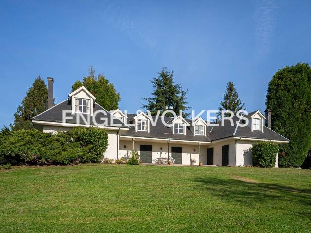 Chalet en venta en Santa Cruz de Llanera, Llanera