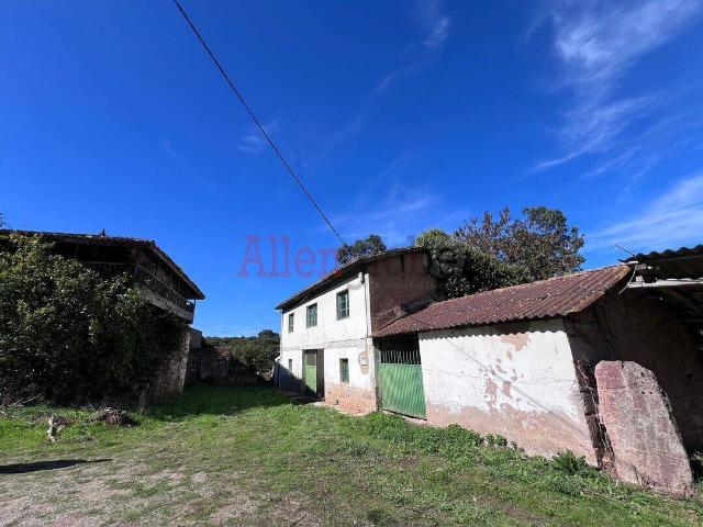 Chalet en venta en Santa Cruz de Llanera, Llanera