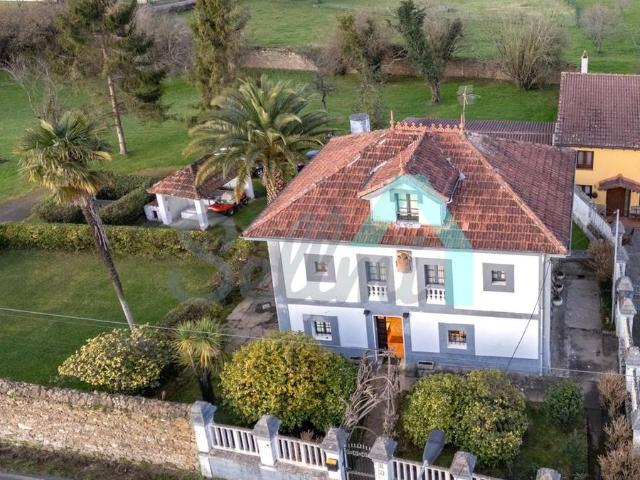 Villa en venta en Llanera, Santa Cruz de Llanera
