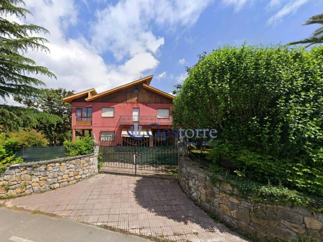 Chalet en venta en Santa Cruz de Llanera, Llanera