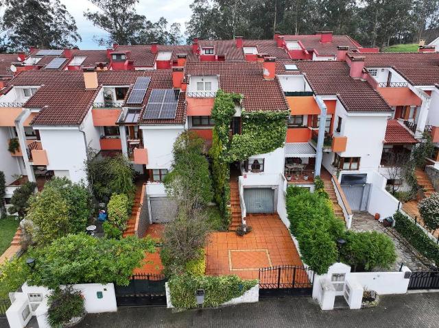 Villa en venta en Llanera, Santa Cruz de Llanera