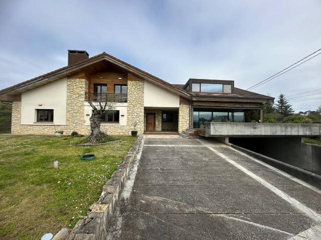Chalet en venta en Santa Cruz de Llanera, Llanera