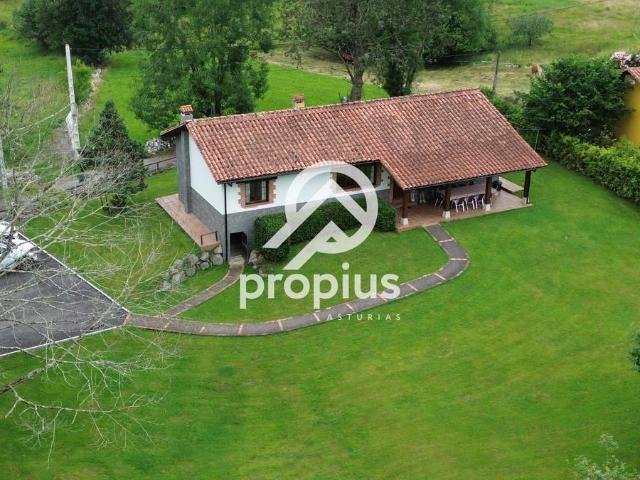 Chalet en venta en Llanes, Asturias