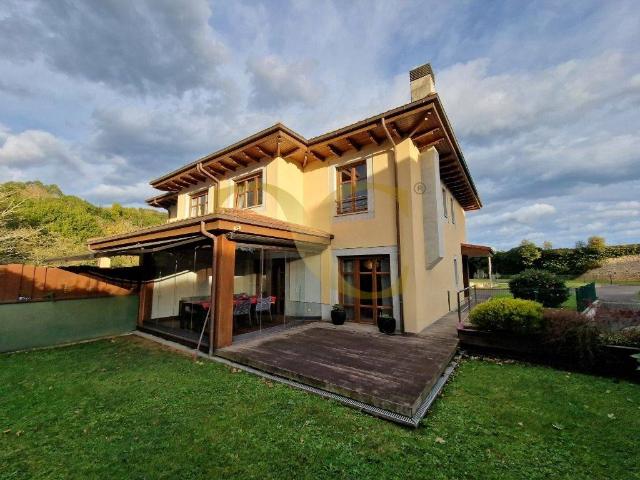 Chalet en venta en Llanes, Asturias