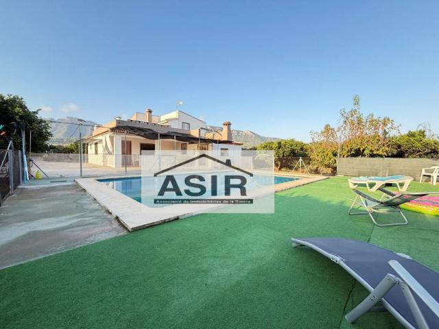 Chalet en venta en Llaurí, Valencia