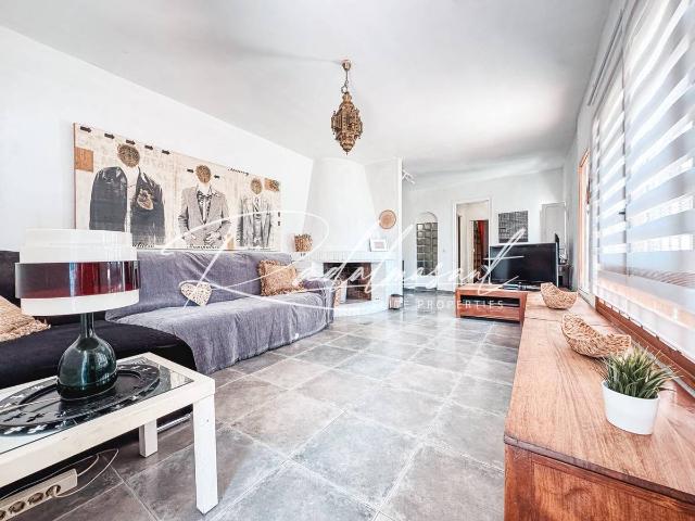 Chalet en venta en els Quatre Garrofers, Tarragonès