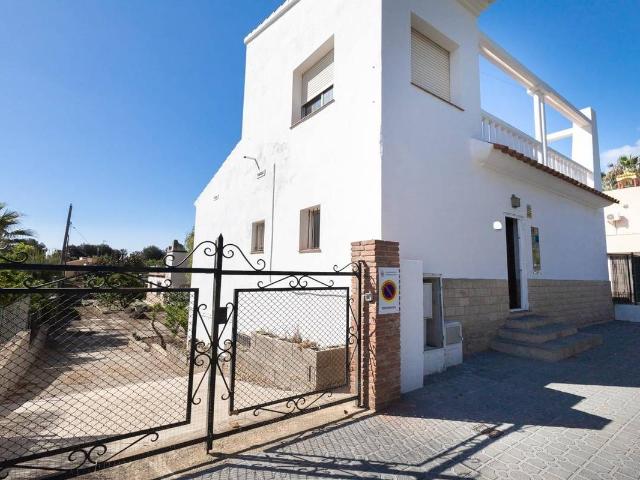 Chalet en venta en els Quatre Garrofers, Tarragonès