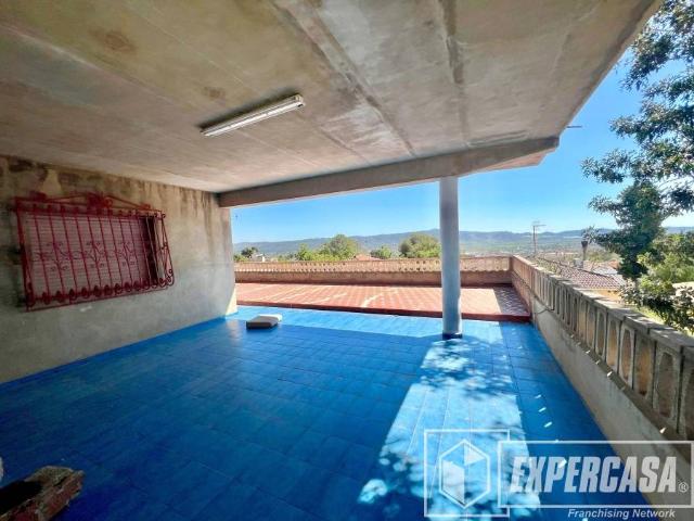 Chalet en venta en Llombai, Valencia