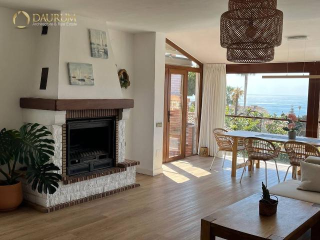 Chalet en venta en Rincón De La Victoria, Málaga