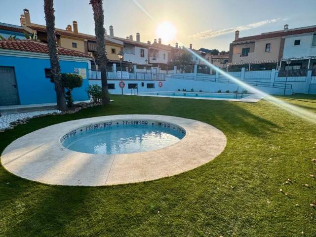 Chalet en venta en Rincón De La Victoria, Málaga