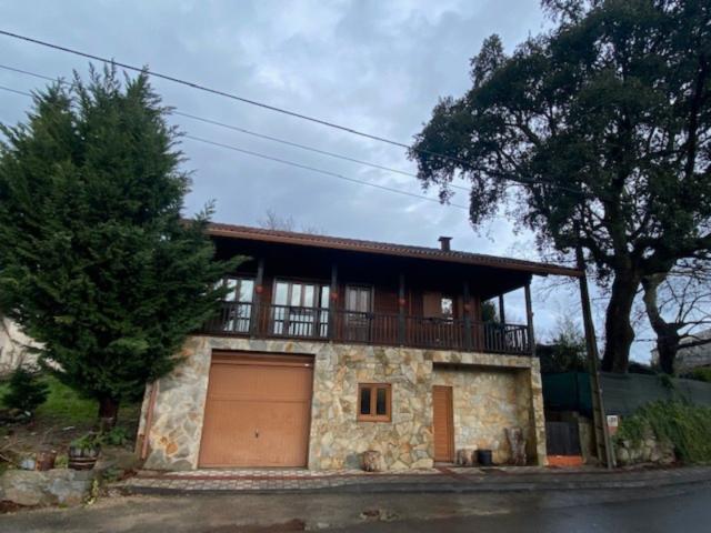 Villa en venta en Lobios