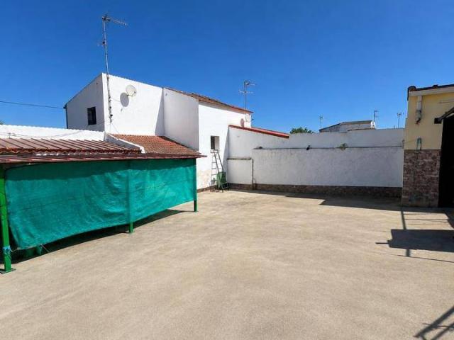 Chalet en venta en Lobón, Extremadura