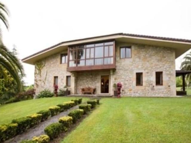 Villa en venta en Loiu, Zabaloetxe