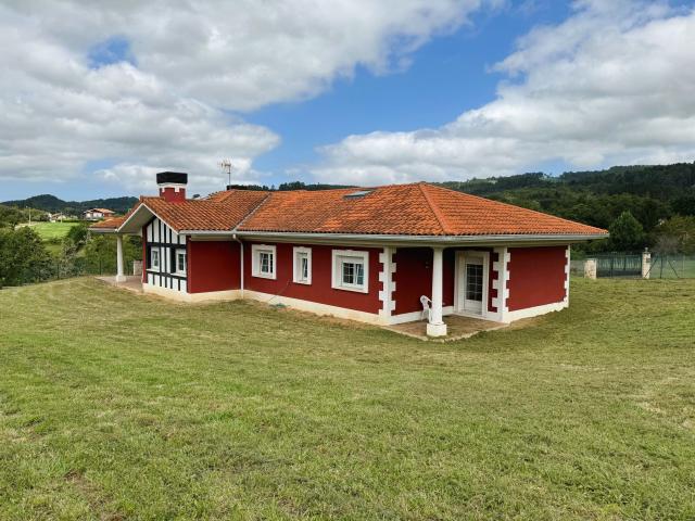 Villa en venta en Loiu, Zabaloetxe