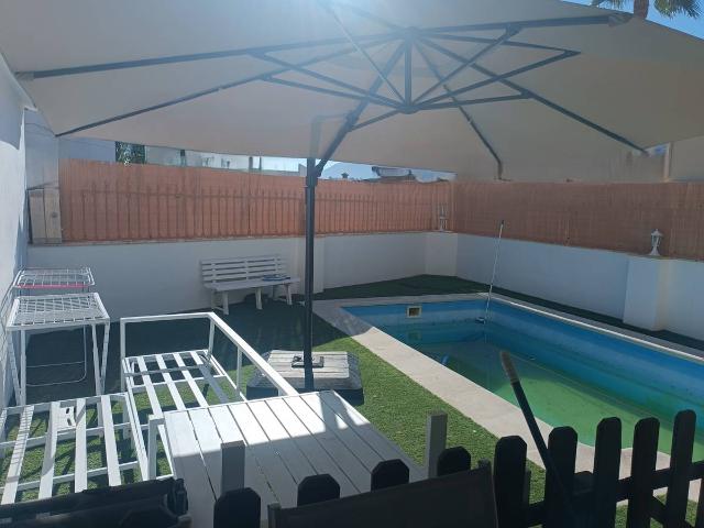 Chalet en venta en Barrio de la Alcazaba, Loja