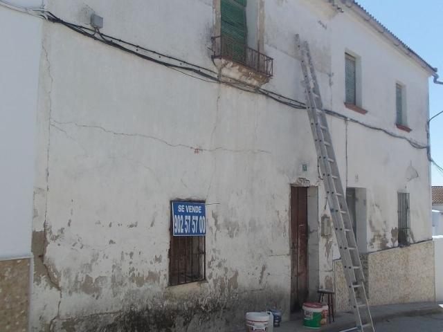 Villa en venta en Lopera