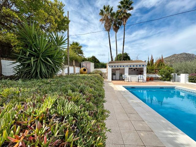 Chalet en venta en Lora De Estepa, Andalucía