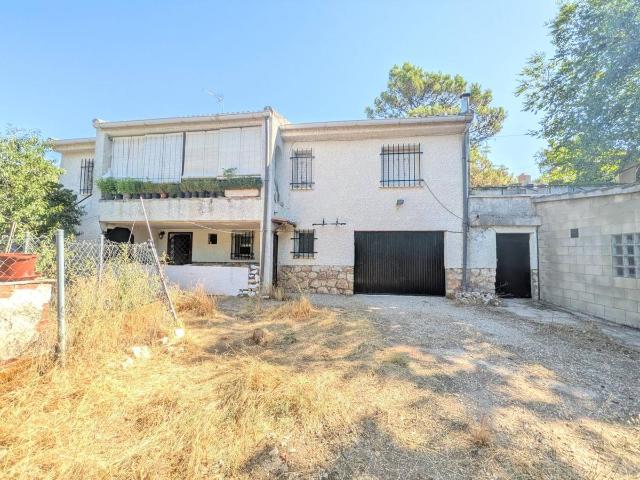 Chalet en venta en Loranca De Tajuña, Castilla-La Mancha