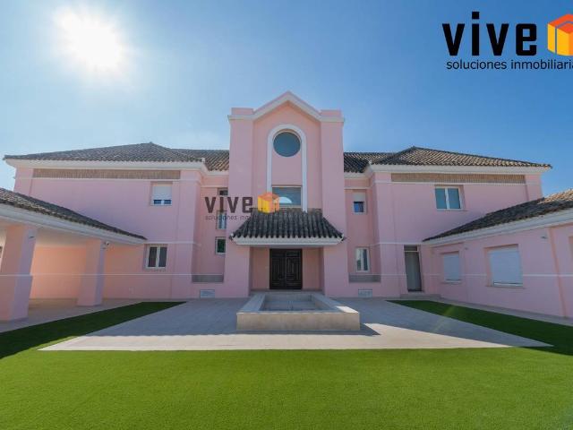 Chalet en venta en Los Barreros, Espartinas