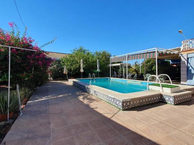 Villa en venta en Espartinas, Urbanización Miramonte