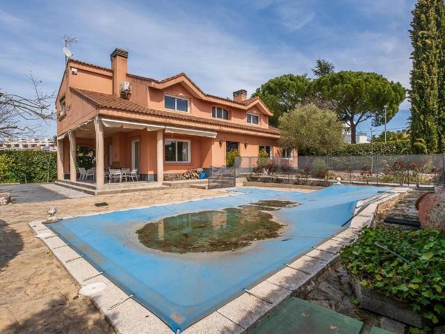 Villa en venta en Colmenar Viejo