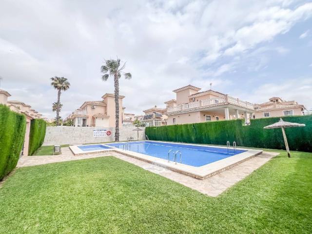 Chalet en venta en Obispo Rocamora, Orihuela