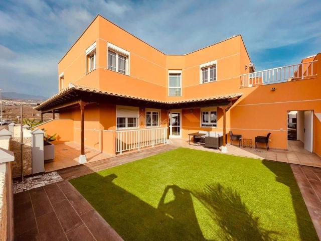 Chalet en venta en Las Casas, Arona