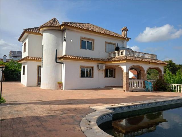 Chalet en venta en La Hoya de Buñol, Valencia