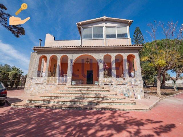 Chalet en venta en San Vicente Del Raspeig, la Borinquen