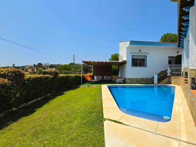 Chalet en venta en Guillena, Andalucía