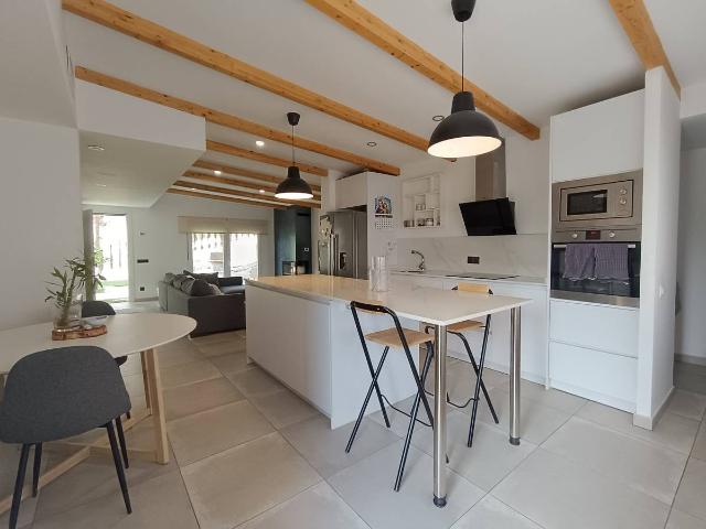 Chalet en venta en Villanueva Del Pardillo, Madrid