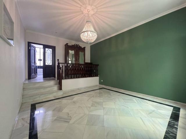Chalet en venta en Los Palacios Y Villafranca, Andalucía