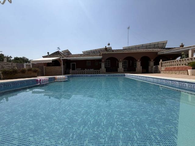 Chalet en venta en Los Palacios Y Villafranca, Andalucía